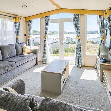 Hotel Waters Edge Leisure Park Cardigan Exteriér fotografie