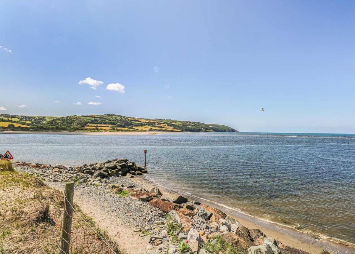 Hotel Waters Edge Leisure Park Cardigan Exteriér fotografie
