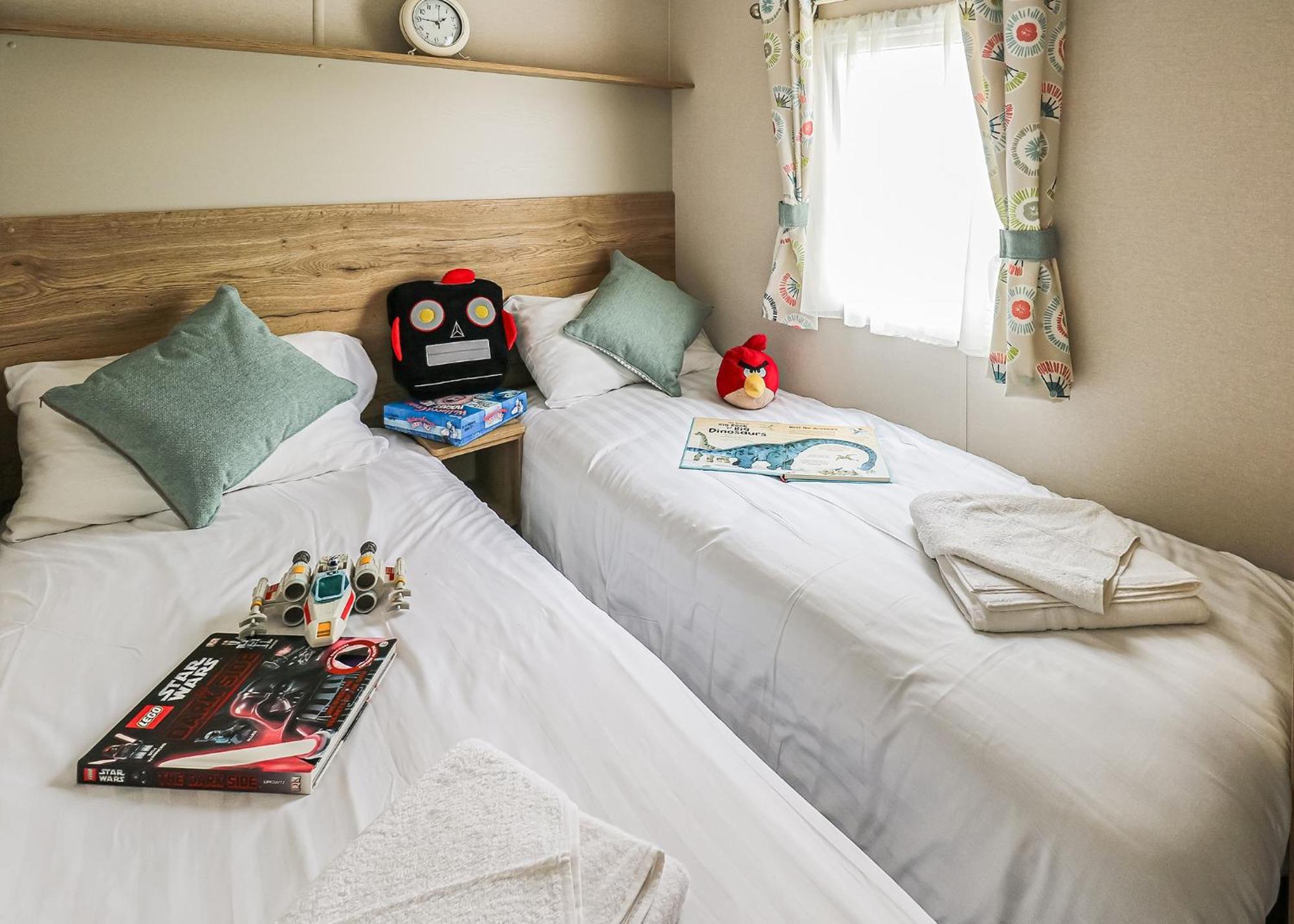 Hotel Waters Edge Leisure Park Cardigan Exteriér fotografie